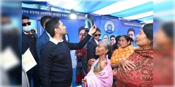 Read more about - Abhishek Banerjee | ‘সেবাশ্রয়’ স্বাস্থ্যশিবিরে কোটি কোটি টাকার দুর্নীতি! ফের অভিষেকের বিরুদ্ধে এফআইআর ববির