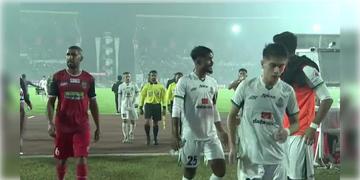 Read more about - Mohammedan SC vs Northeast United | ফের ড্র! নর্থইস্টের বিরুদ্ধে ড্র করে ১ পয়েন্ট ঘরে তুলল সাদা-কালো ব্রিগেড মহামেডান