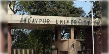 Read more about - অর্থসংকটের জেরে ইউজিসি-র তরফে 'ইনস্টিটিউট অফ এমিনেন্সে'র মর্যাদা পেল না যাদবপুর বিশ্ববিদ্যালয়