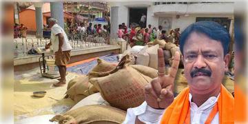 Read more about - Ration Update | পুজোর আগেই ‘ফেস্টিভ প্যাকেজে’র ঘোষণা রাজ্যের, ৫০ শতাংশ ছাড়ে মিলবে চিনি-ময়দা-সুজি!
