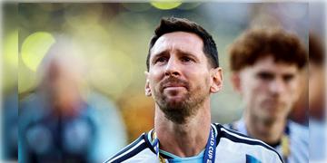 Read more about - Lionel Messi | আন্তর্জাতিক কেরিয়ারের শেষ বাঁশি বাজলো মেসির! গোল করে বিদায় নিলেন রাজপুত্র