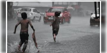 Read more about - রাজ্যে ঘূর্ণাবর্তের জোড়া দাপটের জেরে বৃষ্টির আগাম সতর্কতা জারি, তাপমাত্রা বাড়ল দক্ষিণবঙ্গে