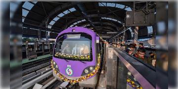Read more about - Kolkata Metro | নতুন বছরের গোড়াতে চালু হবে সেক্টর ৫-হাওড়া মেট্রো পরিষেবা! ভাইফোঁটায় অতিরিক্ত পরিষেবা দেবে কলকাতা মেট্রো?