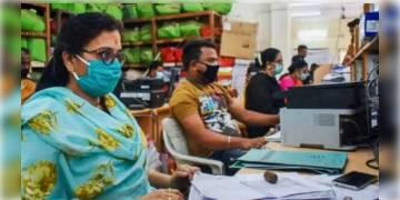 Read more about - কেন্দ্রীয় সরকারি কর্মী ও পেনশনভোগীদের জন্য ৩ শতাংশ মহার্ঘ ভাতা দেবার ঘোষণা কেন্দ্রের