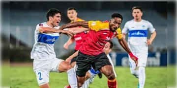 Read more about - East Bengal | একের পর এক সুযোগ নষ্ট, ভাঙলো অপরাজিত তকমা, এএফসি চ্যালেঞ্জ লিগে ১ গোলে হারলো ইস্টবেঙ্গল
