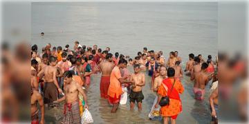 Read more about - Ganga Ghats | মহালয়ায় তর্পনের আগে নিরাপত্তা প্রস্তুতি গঙ্গা ঘাটগুলিতে, হাওড়া-কলকাতায় খোলা হলো বিশেষ কন্ট্রোল রুম!