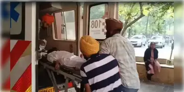 Read more about - Spurious Liquor | বিষমদ পান করে অমৃতসরে ১৪ জনের! অসুস্থ হয়ে হাসপাতালে ভর্তি আরও ৬!