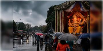 Read more about - Weather Update | গণেশ চতুর্থীতে বৃষ্টিযোগ রাজ্যে, উত্তরবঙ্গে ঝোড়ো হাওয়ার সতর্কতা!