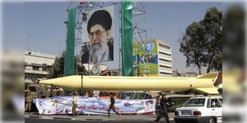 Read more about - Iran | সংঘর্ষবিরতির পরদিনই পারমাণবিক অস্ত্র বানাতে বড় পদক্ষেপ ইরানের! উত্তর কোরিয়ার পথ অনুসরণ করবে মধ্যপ্রাচ্যের দেশটি!