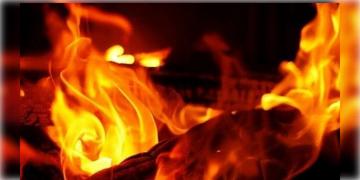 Read more about - Rajasthan Fire Incident | কাকভোরে চারচাকা গাড়িতে আগুন, রাজস্থানে জীবন্ত দগ্ধ হয়ে মৃত্যু হলো ৪ আরোহীর