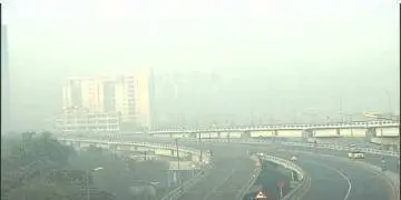 Read more about - বর্ষবরণের রাতে শহরে জমিয়ে শীত। কলকাতার সর্বনিম্ন তাপমাত্রা ১২ দশমিক ৬ ডিগ্রি সেলসিয়াস।