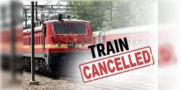 Read more about - Local Train Cancel | সাঁতরাগাছিতে সিগন্যালিং সিস্টেমে সমস্যা, হাওড়া-খড়গপুর শাখায় বাতিল  ২০০ লোকাল-সহ একাধিক ট্রেন!