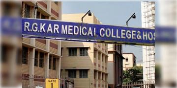 Read more about - RG Kar Hospital | আবার আরজিকর! বিকল হয়েছে ক্যানসার নির্ণায়ক মেশিন, ভোগান্তির শিকার কয়েকশো রোগী