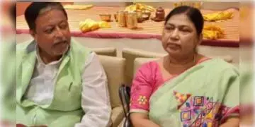 Read more about - ফুসফুস প্রতিস্থাপন করতে চেন্নাইয়ের পথে স্ত্রীকে নিয়ে মুকুল রায়