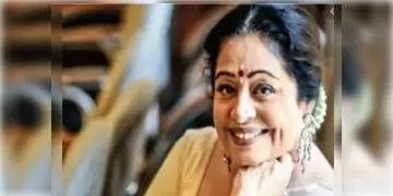 Read more about - মারণ রোগ, ব্লাড ক্যানসারে আক্রান্ত হলেন বলিউডের অভিনেত্রী কিরণ খের