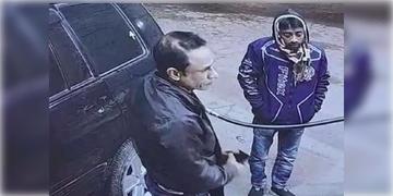 Read more about - Bangladesh | বাংলাদেশে ফের খুন হিন্দু যুবক, মাথার উপর দিয়ে গাড়ি চালিয়ে দিল দুষ্কৃতীরা!