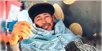 Read more about - Sonam Wangchuk | ১৬ দিনের মাথায় অনশন ভঙ্গ করলেন বাস্তবের ‌‘র‌্যাঞ্চো’ সোনম ওয়াংচুক, স্বরাষ্ট্রমন্ত্রকের চিঠিতে মিললো আশ্বাস