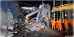 Read more about - Punjab | লুধিয়ানায় বহুতল কারখানা ভেঙে বিপত্তি, ধ্বংসস্তূপের নিচে আটক একাধিক শ্রমিক