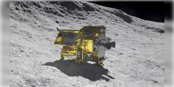 Read more about - ISRO and JAXA | পঞ্চম দেশ হিসেবে চাঁদে পা রাখলো জাপান! ইসরোর চন্দ্রযান-৩ এর বিক্রমকে 'টোকা' মেরে অবস্থান নিশ্চিত করলো নাসা!