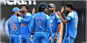 Read more about - Ind vs SA | চোটের জন্যে নেই গিল-শ্রেয়স, ব্রাত্য সিরাজ-বুমরাহও! দক্ষিণ আফ্রিকার বিরুদ্ধে খেলছেন কারা কারা?