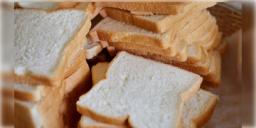 Read more about - Bread Price | মূল্যবৃদ্ধির আঁচ এবার পাউরুটির বাজারে, কত পাউন্ডে কত টাকা বাড়বে?