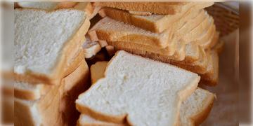 Read more about - Bread Price | মূল্যবৃদ্ধির আঁচ এবার পাউরুটির বাজারে, কত পাউন্ডে কত টাকা বাড়বে?