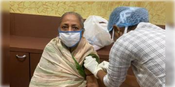 Read more about - যেকোনো টিকাকেন্দ্রে গেলেই করোনার বুস্টার ডোজ পাওয়া যাবে, এক্ষেত্রে কো-উইনে নাম নথিভুক্তির প্রয়োজন নেই