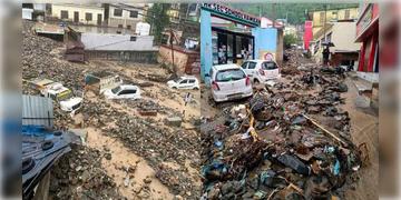 Read more about - Jammu-Kashmir Flood | বৃষ্টি-বন্যা -ভূমিধসে অবরুদ্ধ কাশ্মীরের একাধিক জাতীয় সড়ক! মৃত্যু ৩ জনের, ঘরছাড়া শতাধিক!