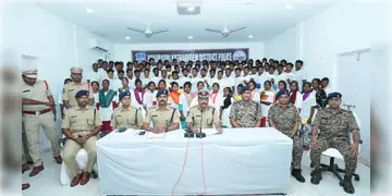 Read more about - Telangana | আত্মসমর্পণ করলেন ৮৬ জন মাওবাদী সদস্য! ২৫ হাজার করে আর্থিক সাহায্য করলো পুলিশ!