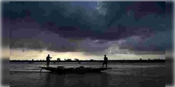 Read more about - উত্তরবঙ্গের তিন জেলায় ফের ভারী বৃষ্টির পূর্বাভাস! কেমন থাকতে চলেছে দক্ষিণবঙ্গের আবহাওয়া