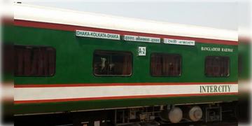 Read more about - India-Bangladesh | বাংলাদেশ থেকে রেক পাওয়ার ক্ষেত্রে অনিশ্চয়তা! বন্ধ একাধিক ভারত বাংলাদেশ এক্সপ্রেস ট্রেন