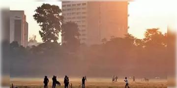 Read more about - Weather Update । শীতে কাঁপছে শহর কলকাতা , ১৪ ডিগ্রিতে নামলো পারদ