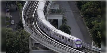 Read more about - Kolkata Metro | বাইপাসে থাকবে ৪৫ দিন ট্র্যাফিক ব্লক! ৩ বছর ধরে ঝুলে থাকা মেট্রোর কাজে অবশেষে অনুমতি পুলিশের!