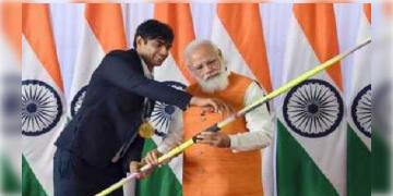 Read more about - ১২ জন ক্রীড়াবিদ এবার পাচ্ছেন মেজর ধ্যানচাঁদ খেলরত্ন, অর্জুন, দ্রোণাচার্য অ্যাওয়ার্ড, জানুন এই সম্মানের প্রাপক কারা?