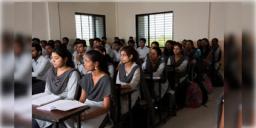 Read more about - Education | গোটা দেশে স্কুলগুলিতে পড়ুয়া ভর্তির সংখ্যা কমেছে ৩৭ লক্ষ! রিপোর্ট প্রকাশ করলো শিক্ষা মন্ত্রক