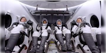 Read more about - Axiom-4 Subhanshu Shukla | মহাকাশ স্টেশনে পৌঁছেই কী কী করতে হবে নভোচরদের? বড়ো দায়িত্ব শুভাংশুর কাঁধে