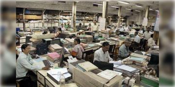Read more about - WB Govt | রাজ্য সরকারের কর্মীদের প্রোমোশন নিয়ে বড় সিদ্ধান্ত, ইনক্রিমেন্ট নিয়ে দেওয়া হল শর্ত!