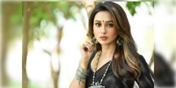 Read more about - শনিবার ভোররাত থেকে হঠাৎ অসুস্থ তৃণমূল সাংসদ মিমি চক্রবর্তী, ভুয়ো টিকাই কি অসুস্থতার কারণ ?