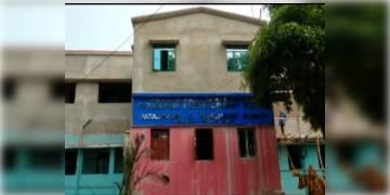 Read more about - তৃণমূলের পার্টি অফিস কন্ট্রাক্টরকে ভাড়া! প্রকাশ্যে শুরু হয় তৃণমূলের অন্তর্কলহ।  