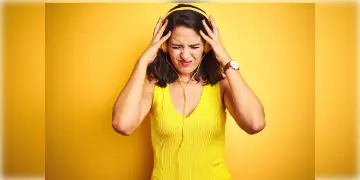Read more about - Ear Problem By Headphone | সারাক্ষণ কানে রয়েছে হেডফোন? হতে পারে বড় বিপদ!