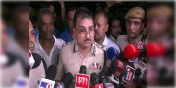 Read more about - RG Kar Case | “বিনীত গোয়েল আমায় ফাঁসিয়েছে”! আরজিকর কাণ্ডের বিচারপর্বের শুরুতেই বিস্ফোরক মন্তব্য ধৃত সঞ্জয় রায়ের