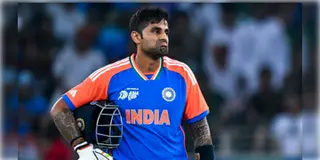 Read more about - India-Australia T20 | ‘স্কাই’-য়ের কামব্যাকে অসুর বৃষ্টি, বাতিল ভারত বনাম অস্ট্রেলিয়া প্রথম টি-২০ ম্যাচ!