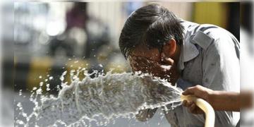 Read more about - Weather | গ্রীষ্মে তাপপ্রবাহ সহ্য করার  ১৪ বছরের রেকর্ড ভঙ্গ! মৃত্যু হয় শতাধিকের!