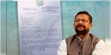 Read more about - দক্ষিণবঙ্গ রাষ্ট্রীয় পরিবহণ নিগমের চেয়ারম্যানের পদ থেকে ইস্তফা দিলেন কর্নেল দীপ্তাংশু চৌধুরী।