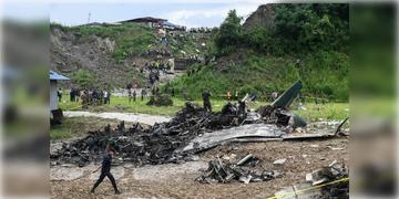 Read more about - Nepal Airplane Crash । ফের নেপালে বিমান দুর্ঘটনা! টেক অফের সময় ১৯ জন যাত্রী নিয়ে কাঠমান্ডুতে ভেঙে পরে বিমান