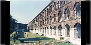 Read more about - Cellular Jail | সেলুলার জেলে বসবে না উল্লাস কর দত্ত-বারীন ঘোষের মতো বাঙালি বিপ্লবীদের মূর্তি!