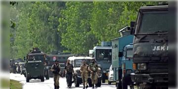 Read more about - Jammu-Kashmir | ভোট ঘোষণার পরই জম্মু ও কাশ্মীরে জঙ্গি হামলা! শহিদ কেন্দ্রীয় রিজার্ভ পুলিশ ফোর্সের এক ইন্সপেক্টর