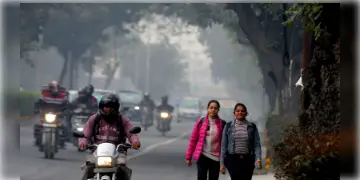 Read more about - Weather Update | মহানগরে রেকর্ড শীত! একনজরে কলকাতার আজকের আবহাওয়া আপডেট