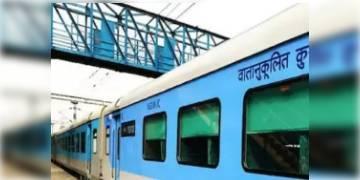 Read more about - নতুন টাইম টেবল জারির পর বদল করা হবে একাধিক ট্রেনের সময়সূচি