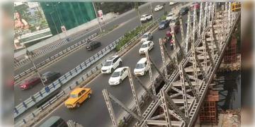 Read more about - EM Bypass | আরও চওড়া হবে ইএম বাইপাস! পাঁচ লেনের হতে চলেছে বাইপাসে মেট্রোপলিটাল এলাকায় দক্ষিণমুখী সড়ক